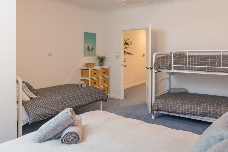 Marina Luxury Escape - Port Lincoln - bedroom
